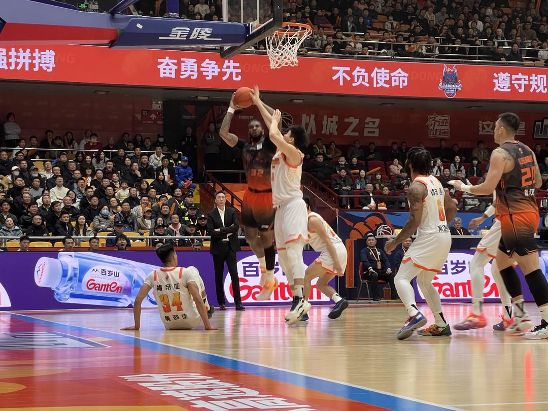 ODAPP下载-全场战报|山东男篮113:104复仇江苏,收获第二阶段开门红